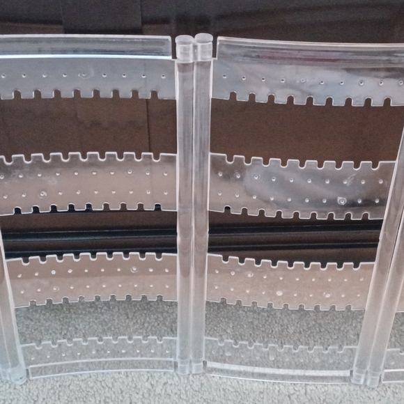 Earring and jewelry storage display organizer - Picture 7 of 8